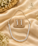 Classic Sparkling Necklace & Earrings Set